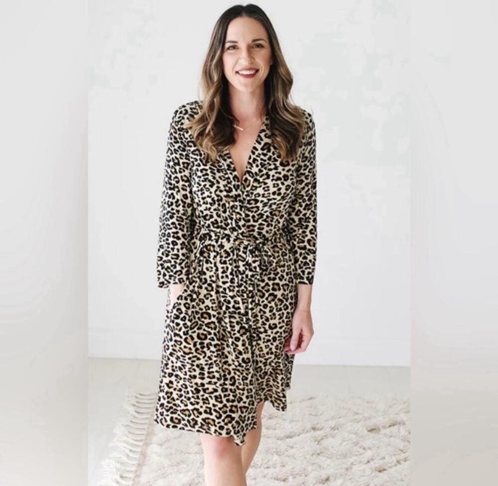 NEW Posh Peanut Women’s Lana Leopard Print Robe Size L/XL, Viscose Bamboo